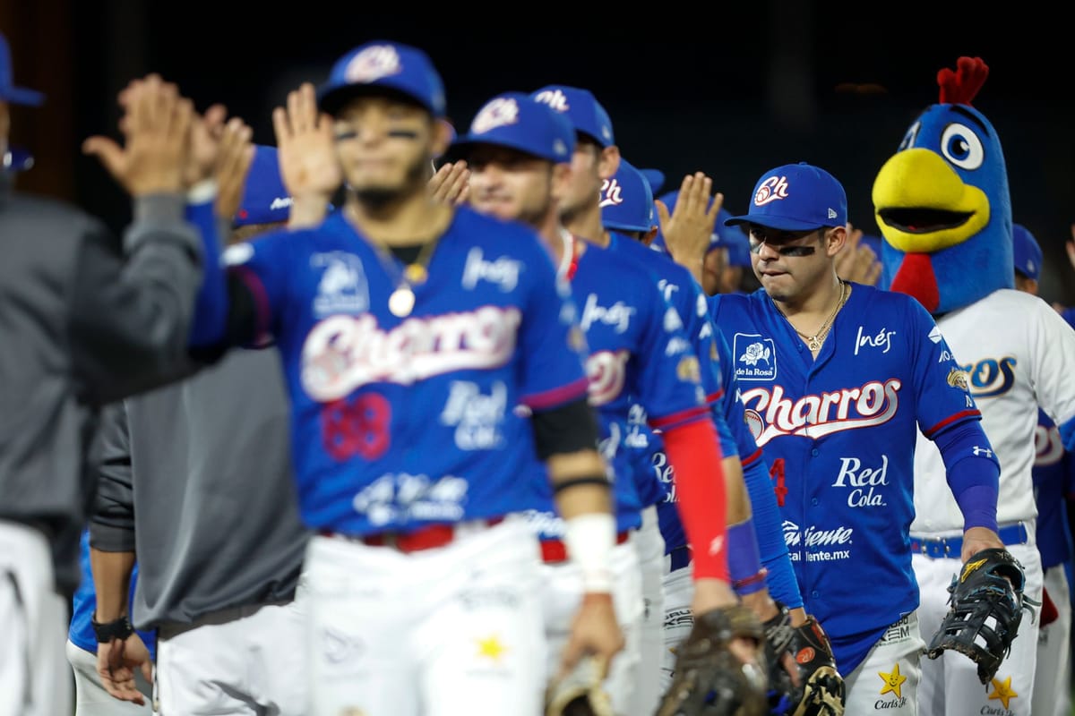 COMPLETA CHARROS LA FAENA Y BARRE A LOS ÁGUILAS