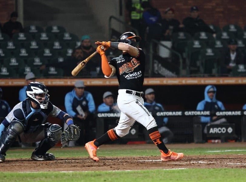 NARANJEROS SE IMPONE Y SE LLEVA EL PRIMERO ANTE GUASAVE