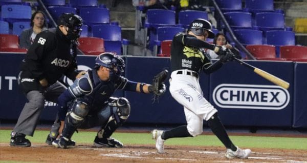 VENADOS DE MAZATLÁN ADQUIERE AL OUTFIELDER CARLOS FIGUEROA