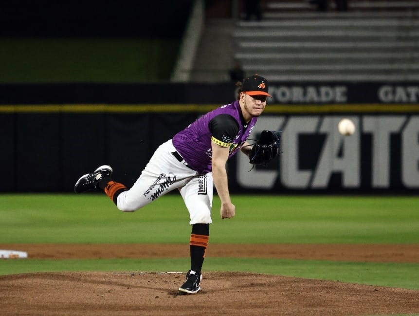 WILMER RÍOS LUCIÓ EN LA LOMA Y NARANJEROS COMPLETÓ LA BARRIDA ANTE GUASAVE