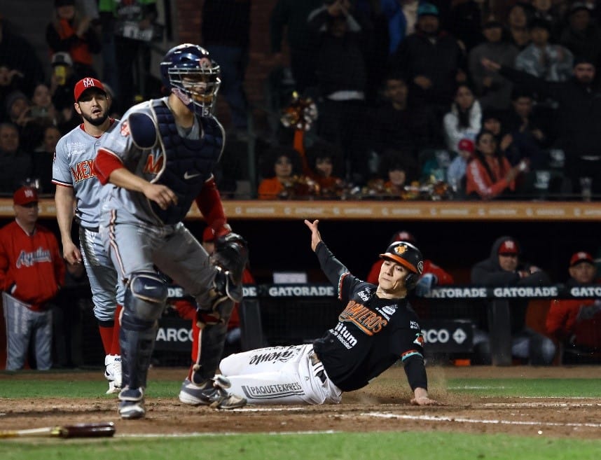 NARANJEROS SE IMPONE A ÁGUILAS EN CASA Y COLOCA LA SEMIFINAL 2-0