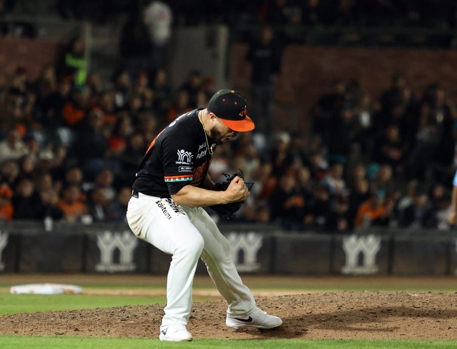 DE LA MANO DE MANNY BARREDA NARANJEROS SE PONE 2-0 EN LA SERIE FINAL