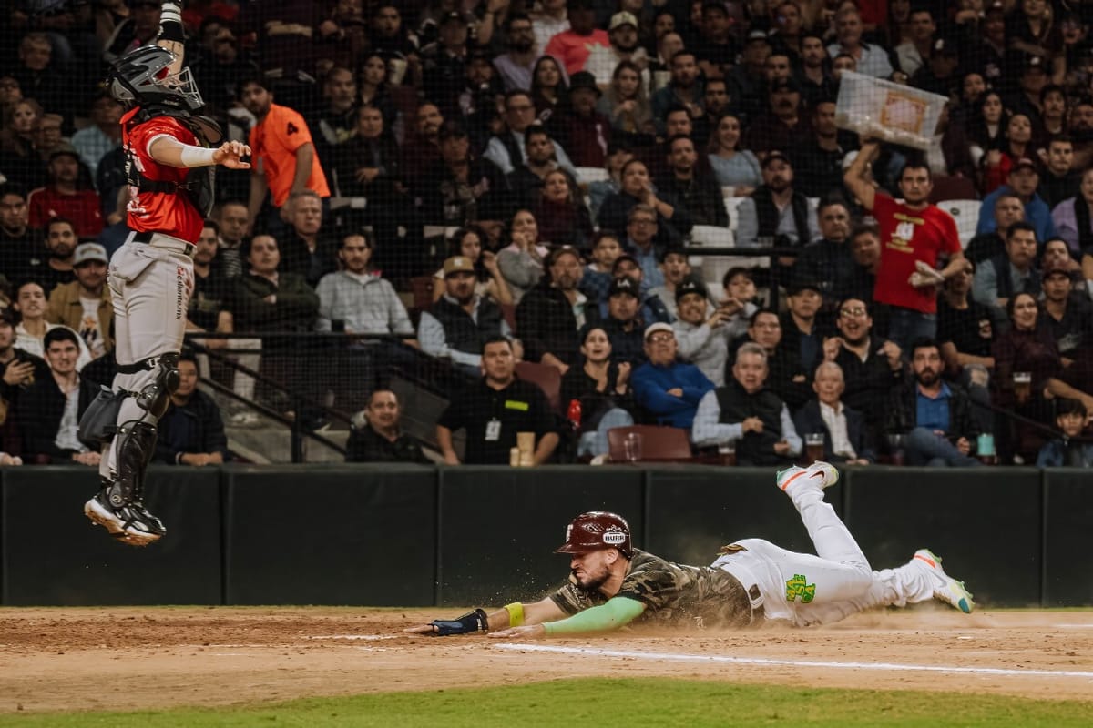 TOMATEROS CONSIGUE LA VICTORIA CON GRAN APERTURA DE CASTAÑEDA Y TABLAZOS OPORTUNOS