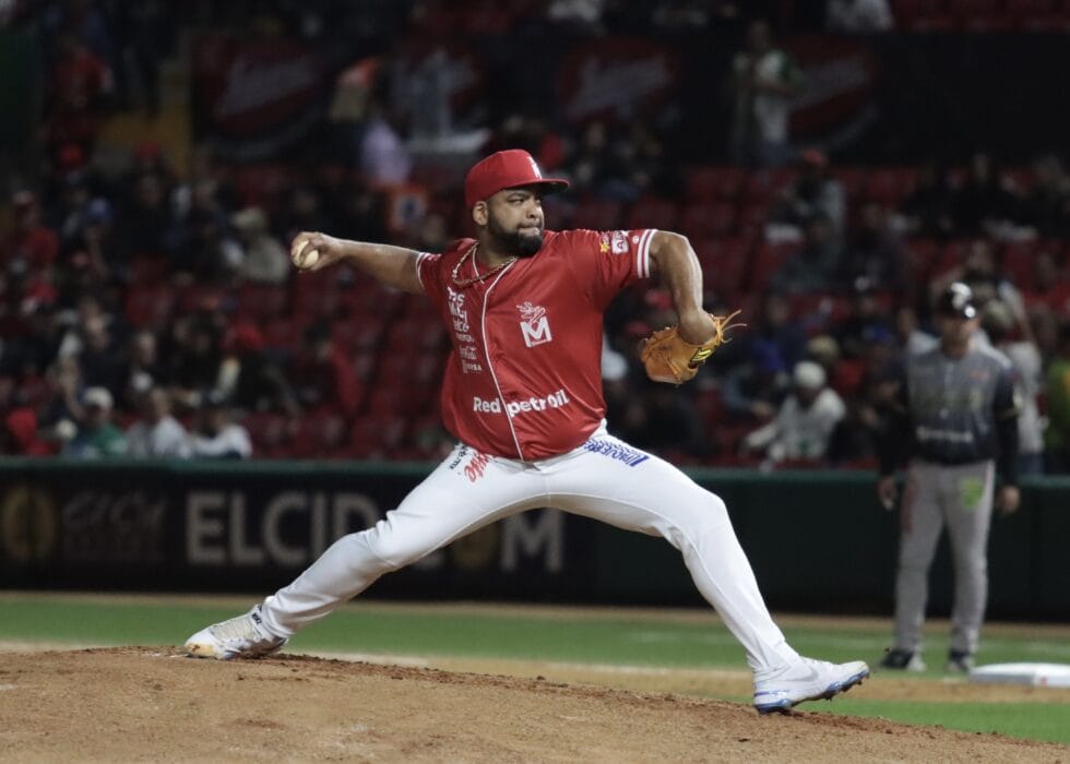 DETRÁS DE UN EFECTIVO ODRISAMER DESPAIGNE Y UN OPORTUNO ALONSO GAITÁN VENADOS TOMA LA VENTAJA EN SEMIFINALES