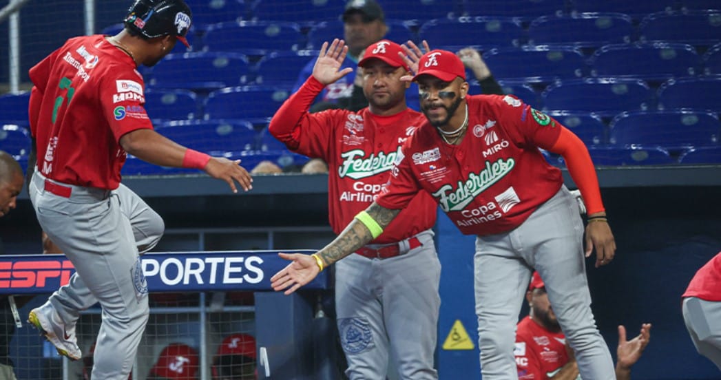 PANAMÁ DEBUTA CON TRIUNFO 7-3 SOBRE CURAZAO