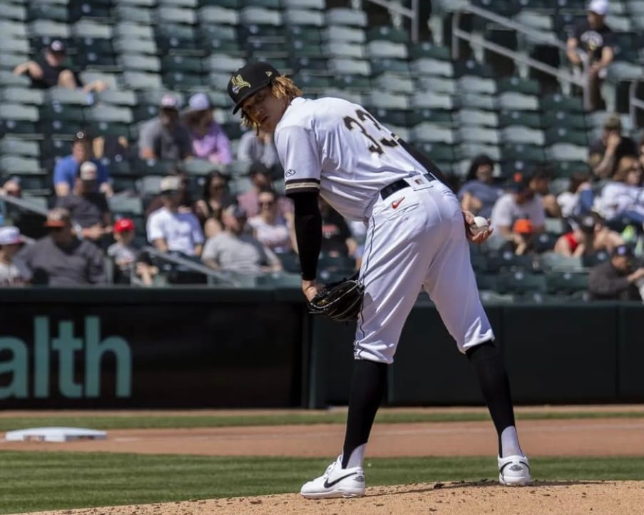 SPENCER BIVENS DE TOMATEROS INICIA LA TEMPORADA 2024 TIRANDO FUEGO