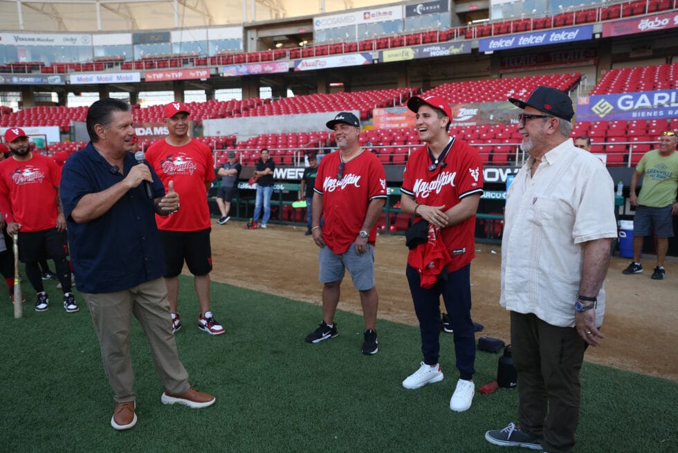 De los Juegos Olímpicos al diamante: Marco Verde presente en la apertura de la pretemporada de Venados de Mazatlán