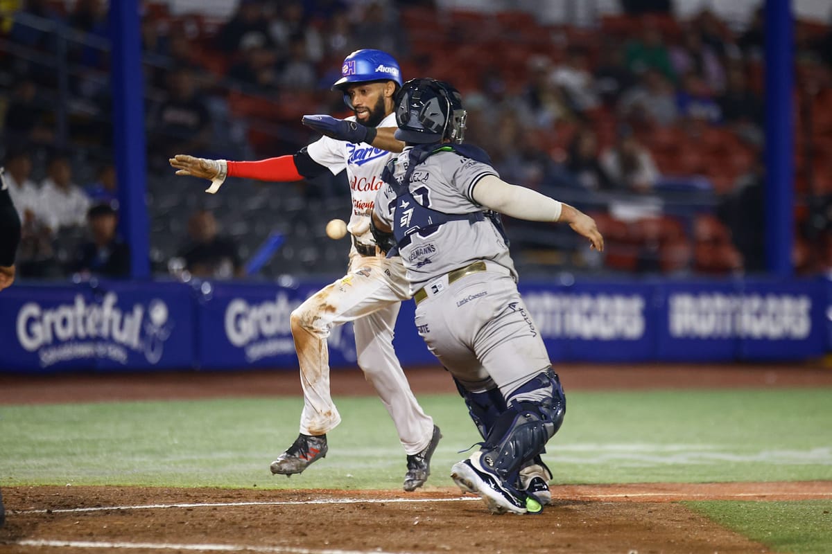 Vapulean Charros a Sultanes en inicio de serie