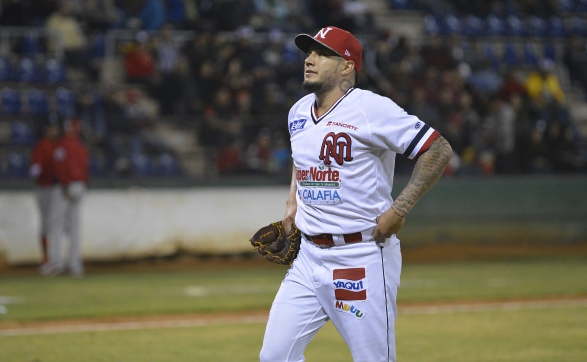 Héctor Velázquez nuevo coach de bullpen de los Mayos