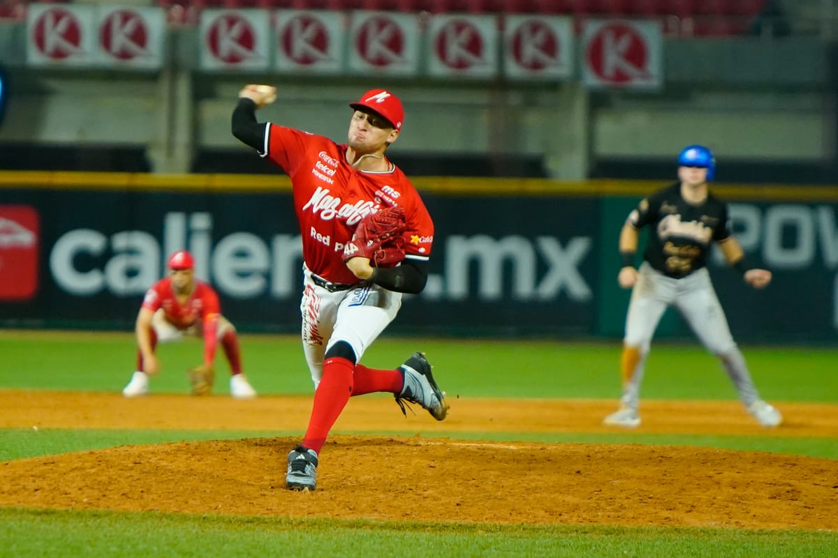 Juan Pablo Téllez luce en la lomita y Venados gana dramático juego