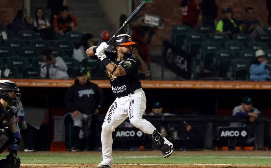 En extra innings la Escuadra Naranja se llevó el Clásico de Sonora