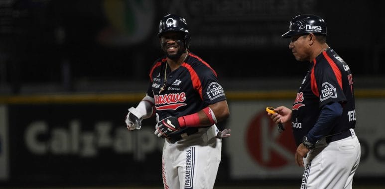 Con remontada en la octava Algodoneros asegura la serie