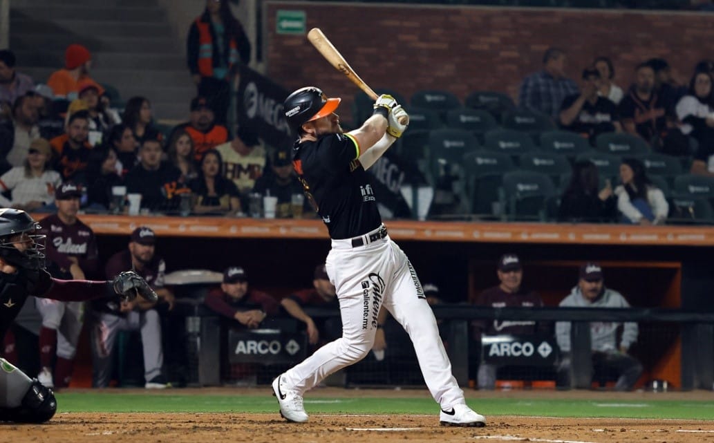 Patrick Wisdom deja a los Tomateros en el terreno con home run