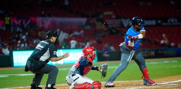 Algodoneros se lleva dramático juego en extra innings