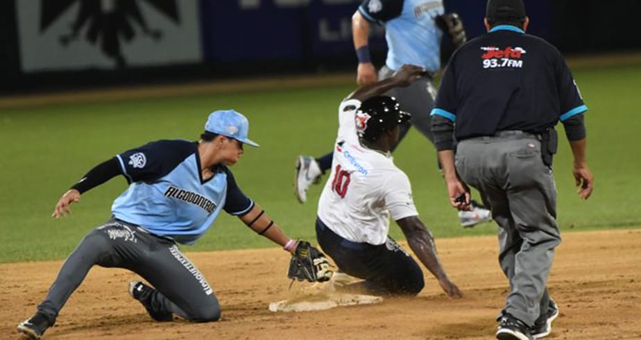 Algodoneros deja en el terreno a USA Team con un wildpitch