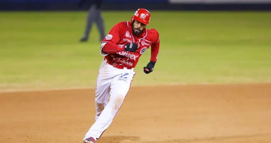 Chris Roberson se une al cuerpo técnico guinda