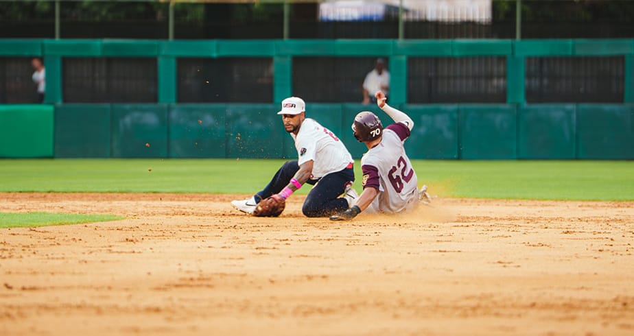 Los guindas vuelven a casa con victoria