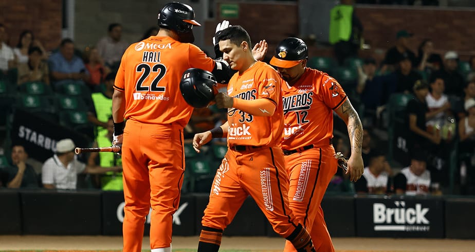 Naranjeros dejó tendidos en el terreno a los Tomateros y empató el Clásico