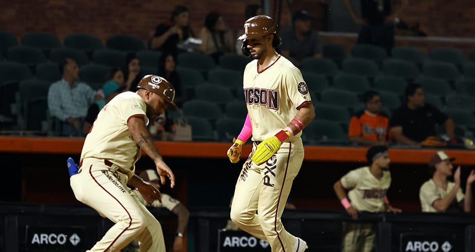 Tucson Baseball Team logra su histórica primera victoria