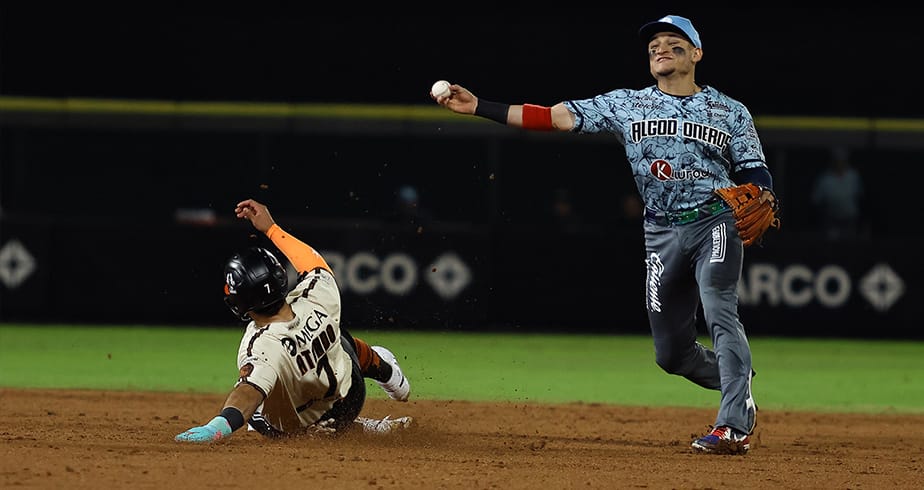 Algodoneros se apunta cerrado encuentro y empata la serie en Hermosillo