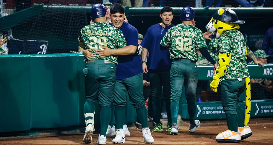 Paliza Jaguar y ganan serie ante Charros