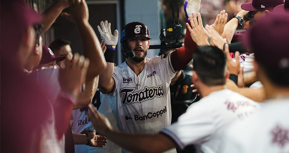 Orlando Martínez luce a la ofensiva y Tomateros barre a los Charros