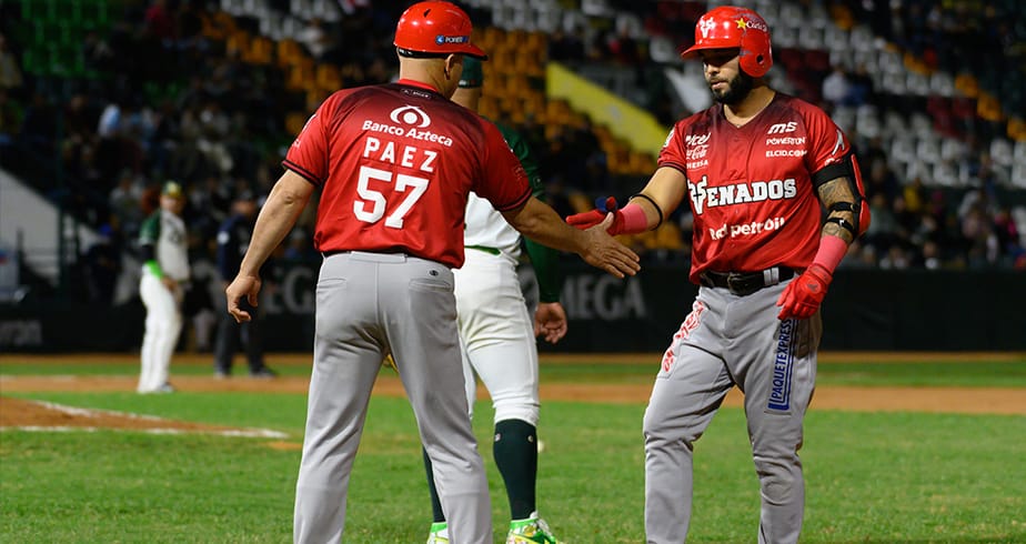 Venados triunfa en extra innings en Los Mochis