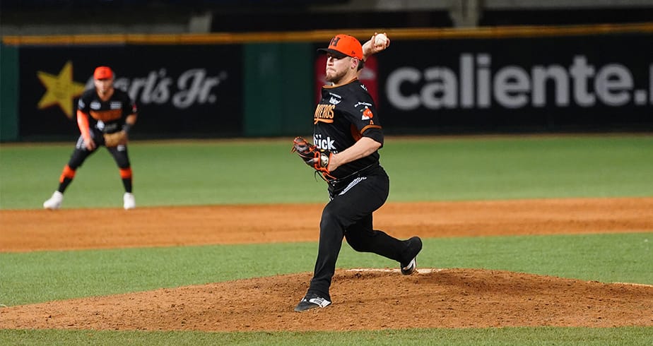 Con gran actuación de Wilmer Ríos, Naranjeros inicia con triunfo serie en Mazatlán