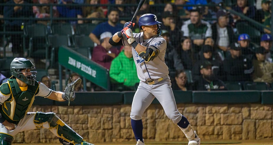 Jaguares gana en extra innings en Los Mochis