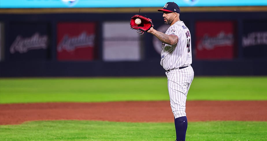 Águilas se lleva el tercero y Jake Sánchez se pone a un salvamento de empatar el récord de la Liga