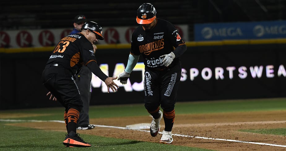 Con el poder de Calhoun Naranjeros pegó primero en Guasave
