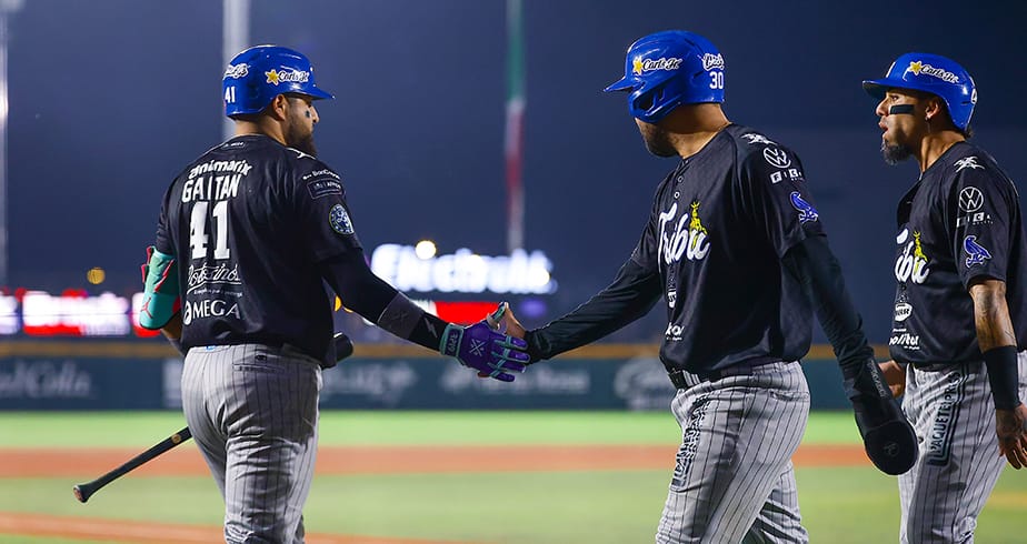 Tito Valenzuela se viste de héroe y Yaquis empata la serie en Zapopan