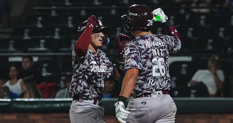 Tomateros inicia con victoria su visita a Obregón