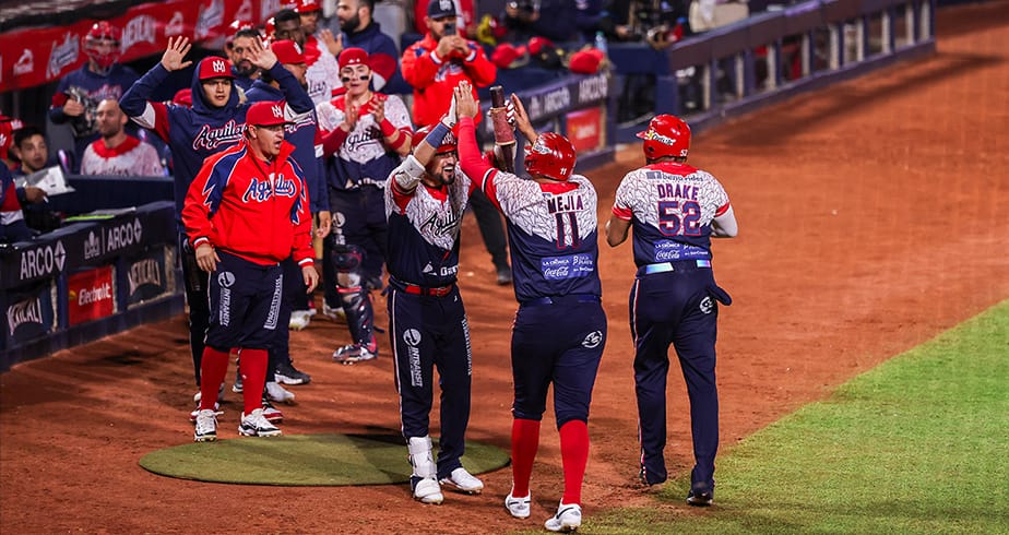 Águilas avanza a semifinales, tras barrer a los Yaquis