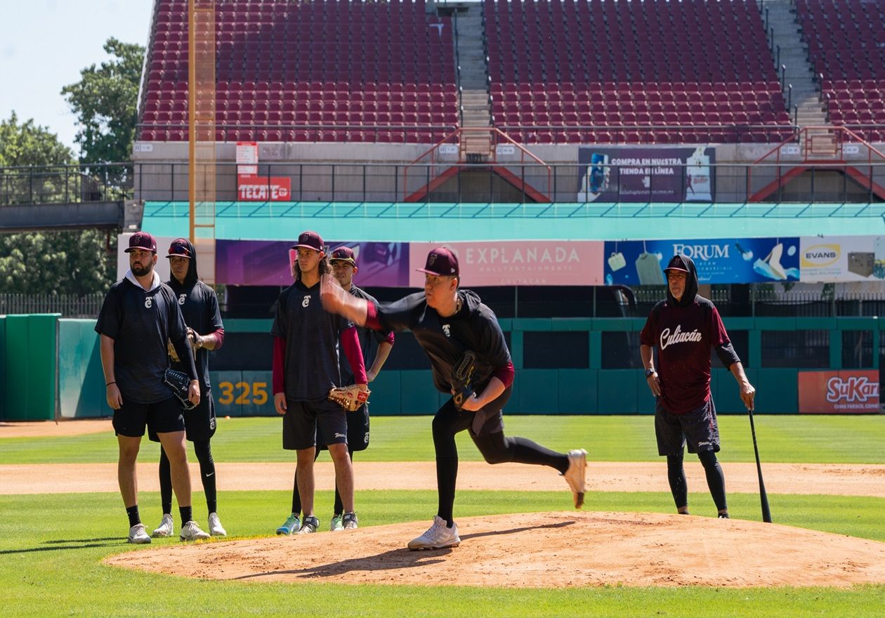 Trío de culiacanenses reportan en el segundo día de entrenamientos de Tomateros