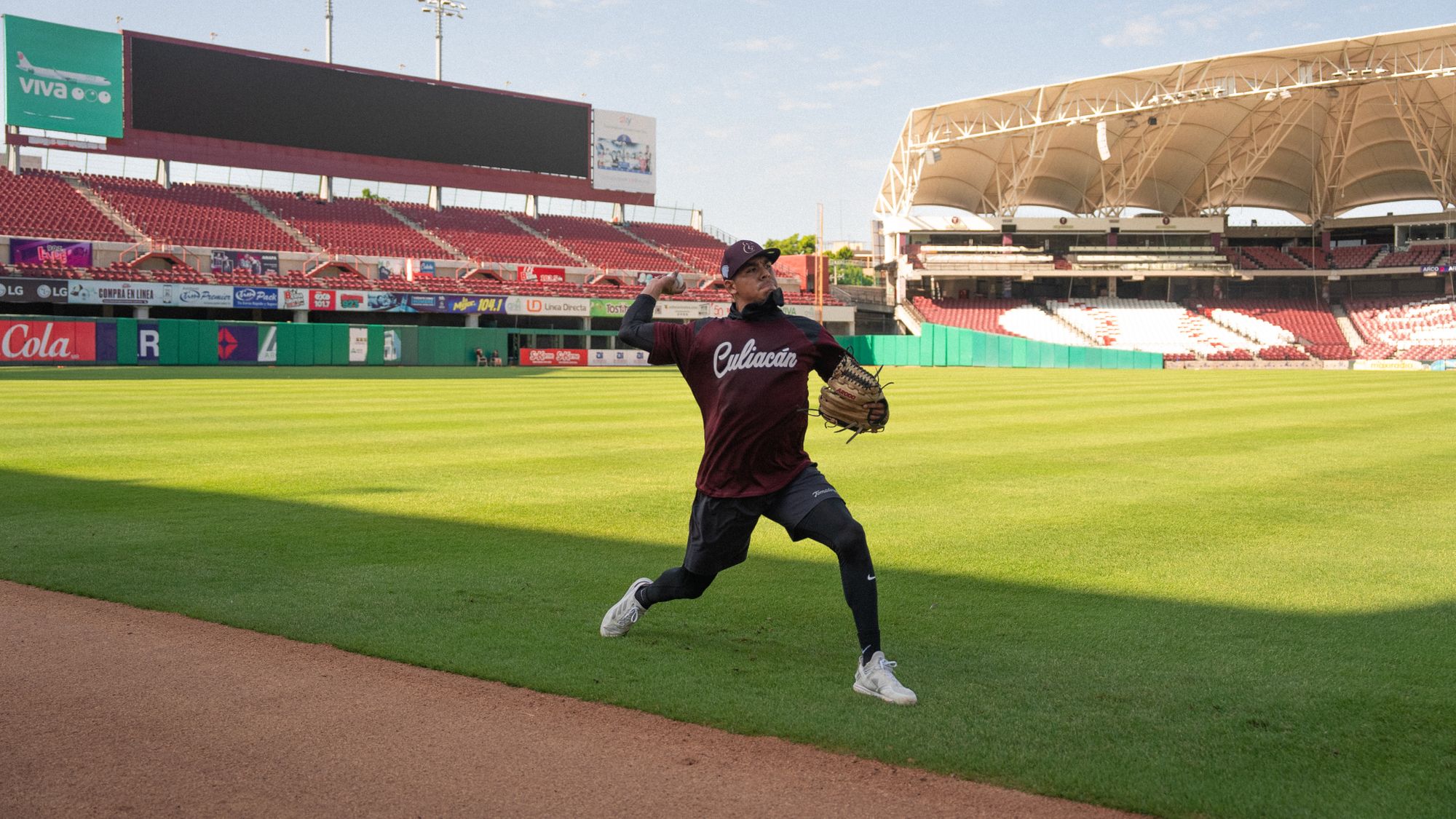 Aprietan el paso los pitchers de Tomateros en el tercer día de pretemporada