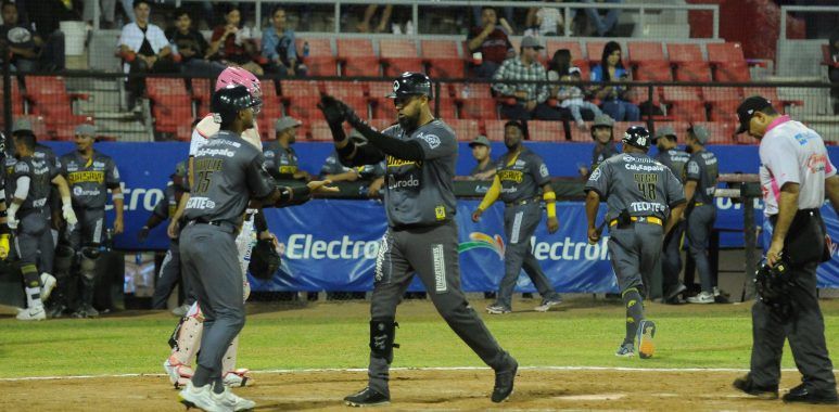 Un Jesse Castillo histórico lleva a los Algodoneros al triunfo