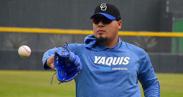 ALEX DELGADO Y "SHITO" RODRÍGUEZ REPORTAN A CAMPAMENTO DE YAQUIS