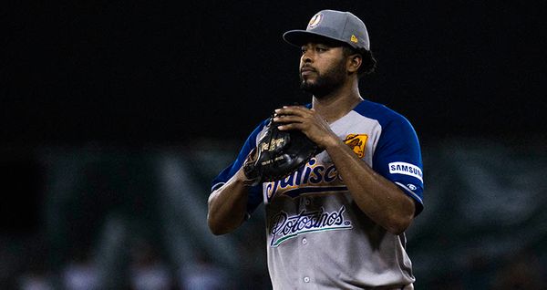YAQUIS ANUNCIA LA FIRMA DE ART CHARLES