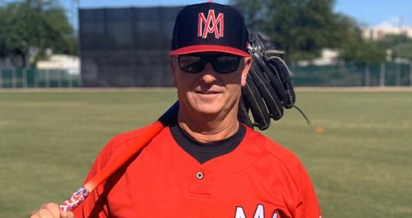 SE UNE EL MANAGER BOBBY DICKERSON A LA PRETEMPORADA DE ÁGUILAS