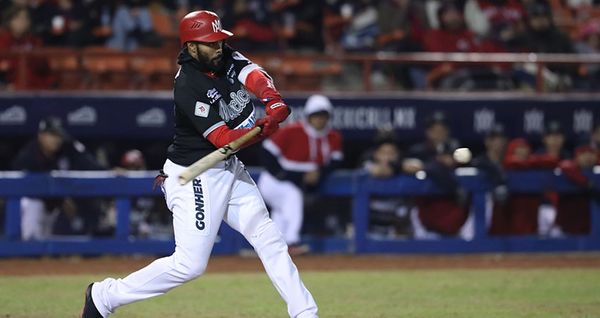 CHRIS ROBERSON, JAKE SÁNCHEZ Y JAVIER SALAZAR YA ENTRENAN CON ÁGUILAS