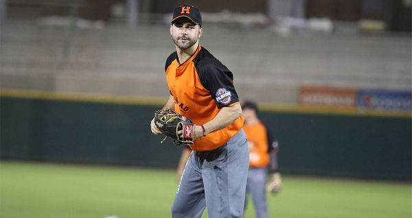 TOMATEROS SUMA A HÉCTOR GALVÁN EN CAMBIO