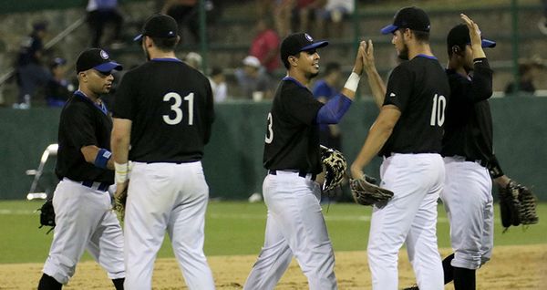 MUESTRA CHARROS PODER OFENSIVO PARA SUPERAR A VENADOS