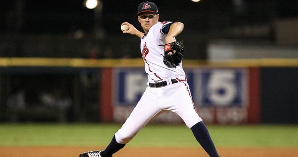 RYAN KELLY REFORZARÁ EL BULLPEN DE TOMATEROS