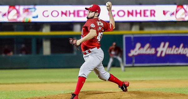 ÁGUILAS RESCATAN EL TRIUNFO DEL HONOR ANTE VENADOS
