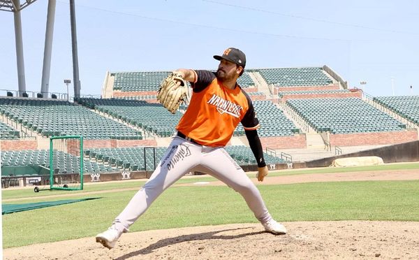 Los campeones Naranjeros continúan con su pretemporada en el “Fernando Valenzuela”