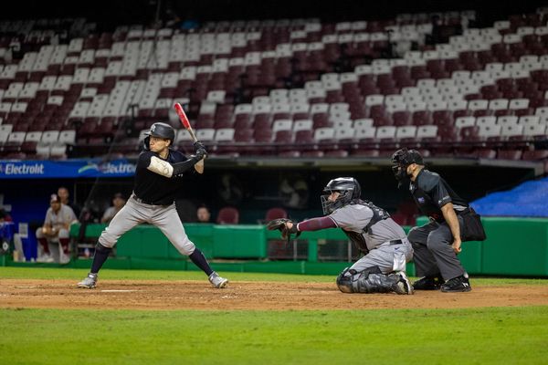 Sultanes Triunfa en segundo juego de pretemporada ante Tomateros