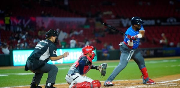 Algodoneros se lleva dramático juego en extra innings