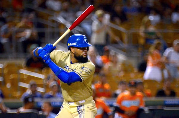 Allen Córdoba regresa a los Yaquis