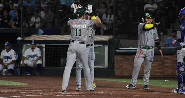 Asael Sánchez vuelve a pegar grand slam y Cañeros barre la serie inaugural